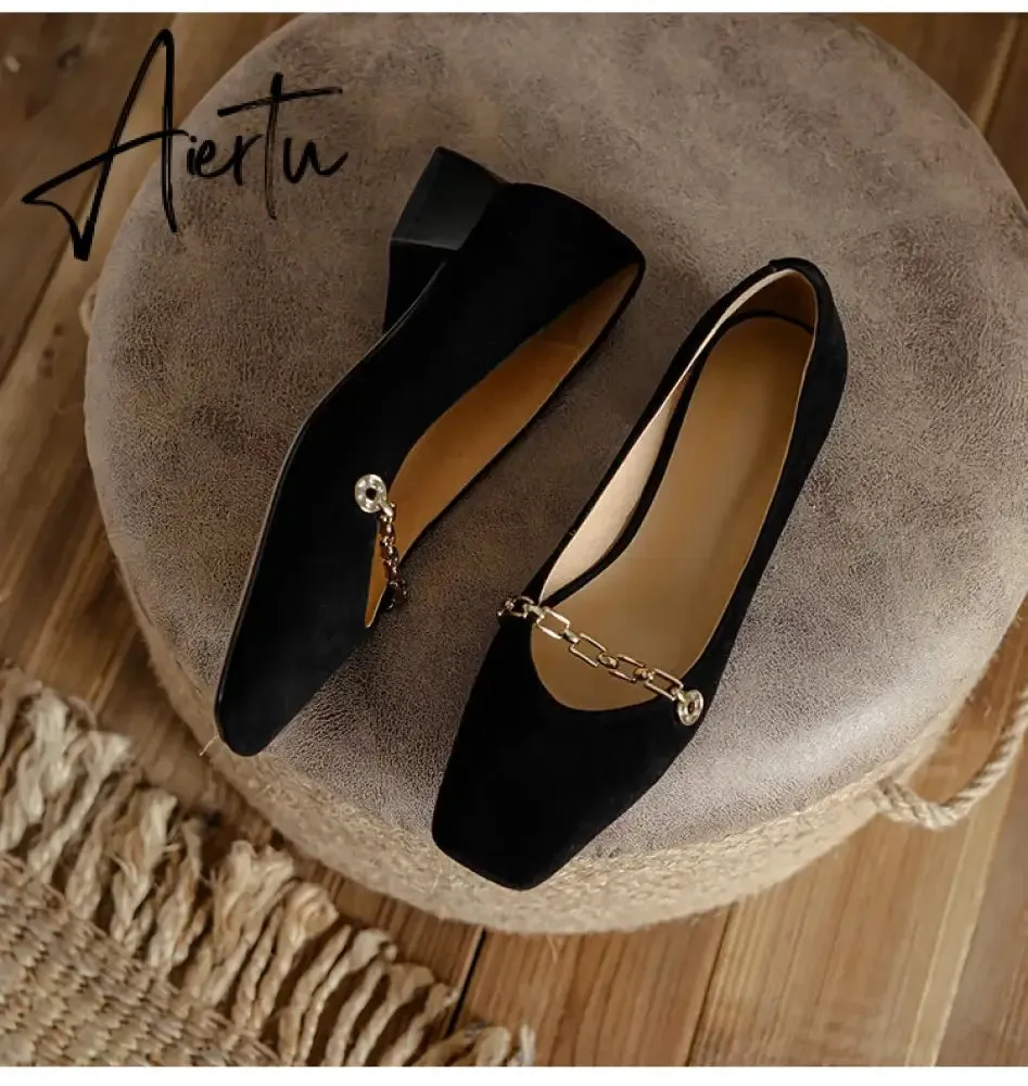 Aiertu Spring/Autumn Women Pumps Sheep Suede Leather Shoes for Women Square Toe Chunky Heel Women Shoes Chain Office Ladies High Heels