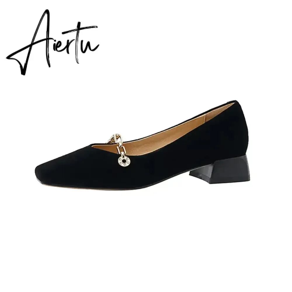 Aiertu Spring/Autumn Women Pumps Sheep Suede Leather Shoes for Women Square Toe Chunky Heel Women Shoes Chain Office Ladies High Heels