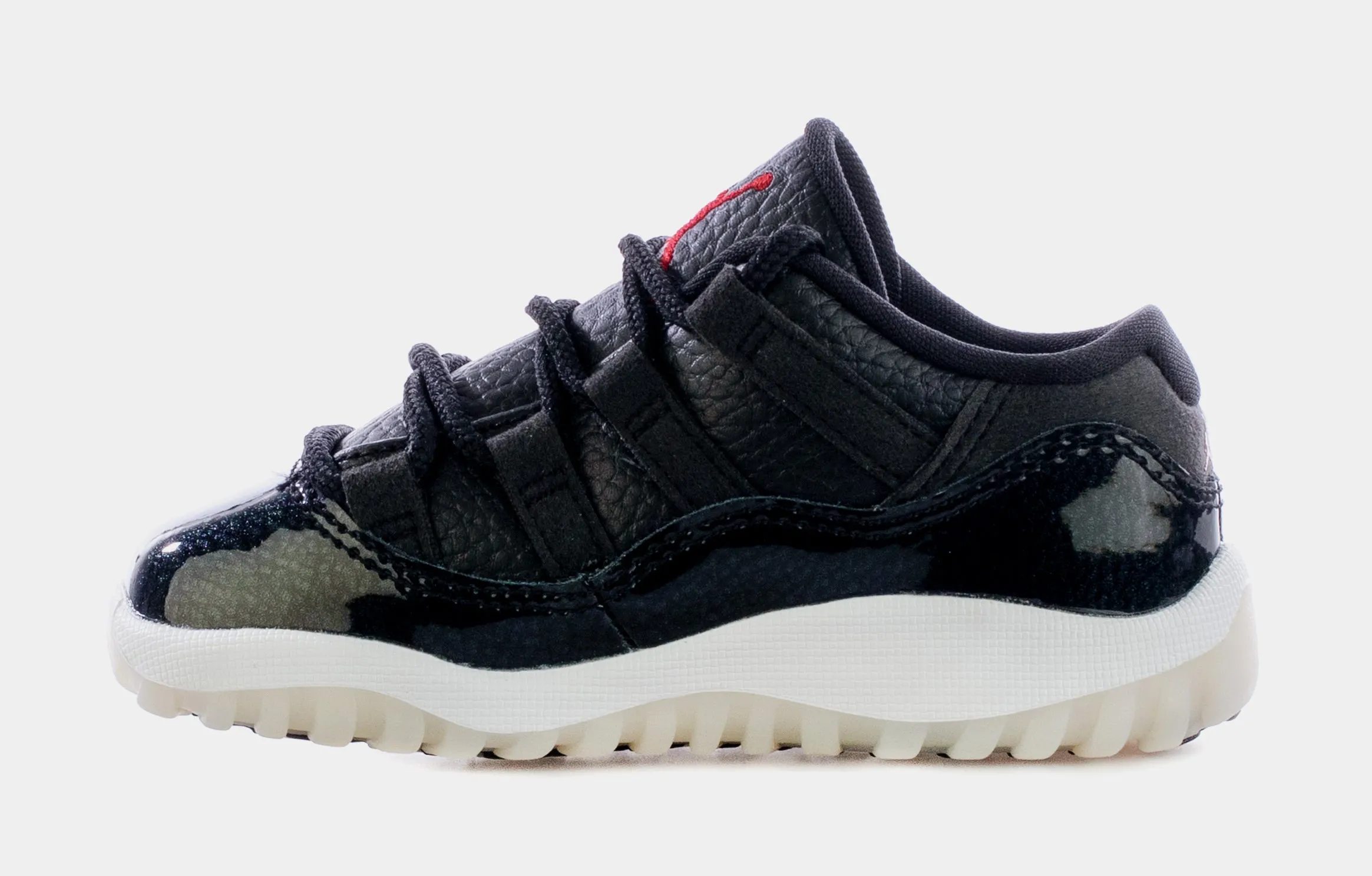 Air Jordan 11 Low 72-10 Infant Toddler Lifestyle Shoes (Black)