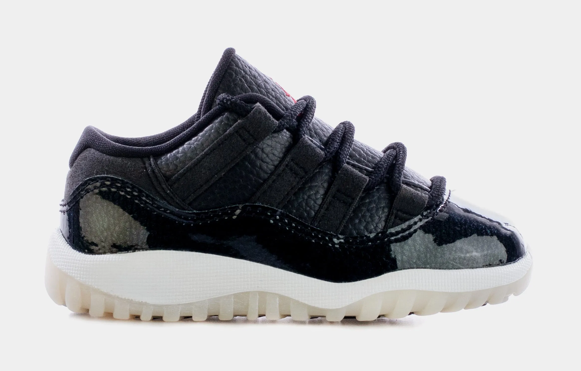 Air Jordan 11 Low 72-10 Infant Toddler Lifestyle Shoes (Black)