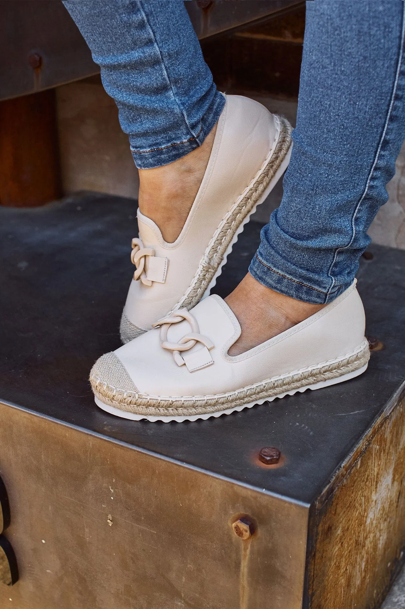 Melissa Loafers Cream