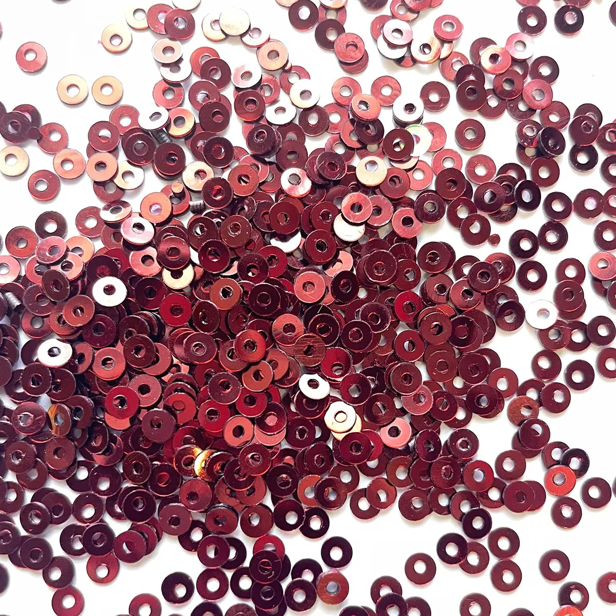 Sequins - Flat - Circle - 4mm - Rich Red (S307)