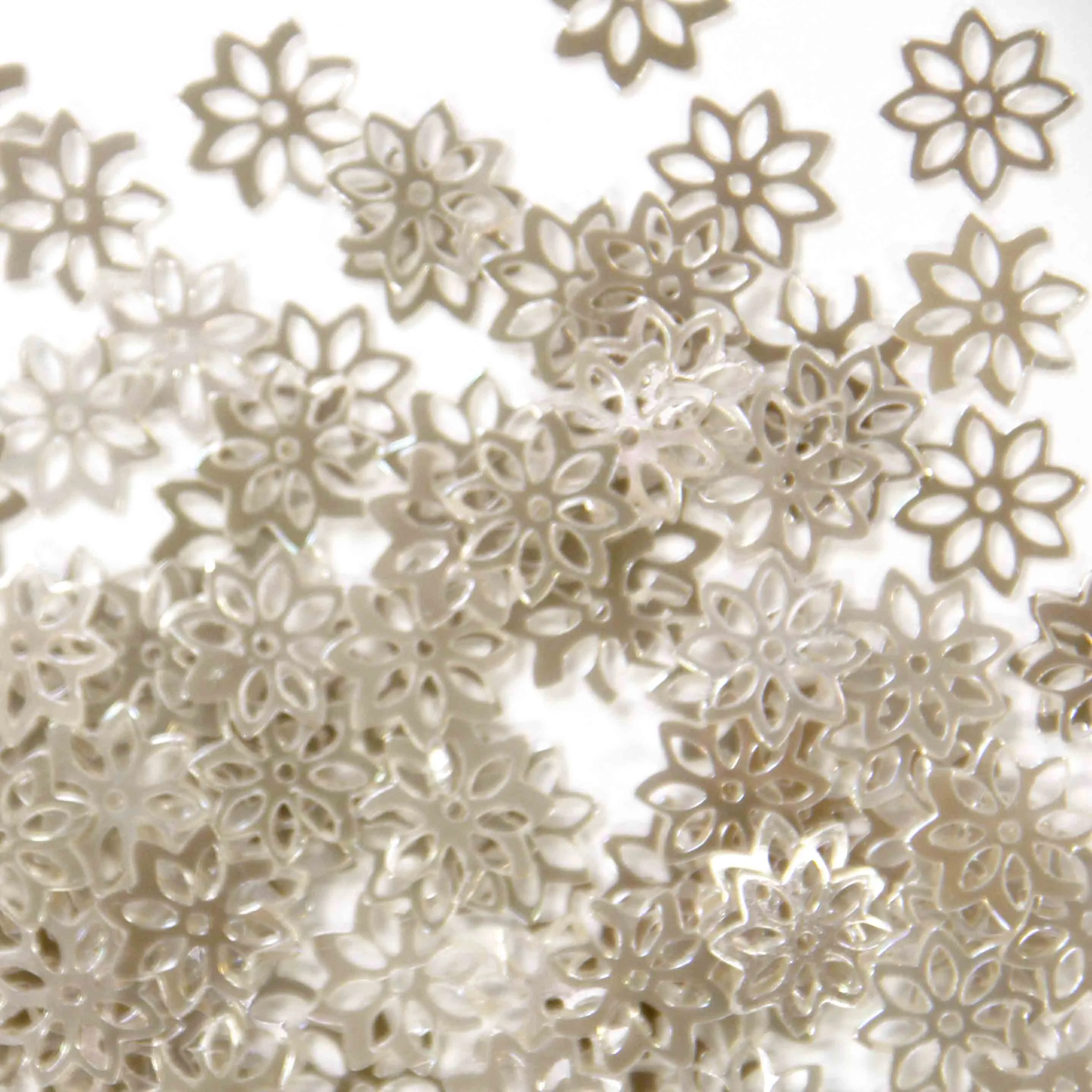 Sequins - Flower - 9mm - Flat - Pearl (S99)