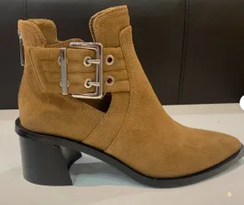 Steve Madden Gatewood Bootie O68